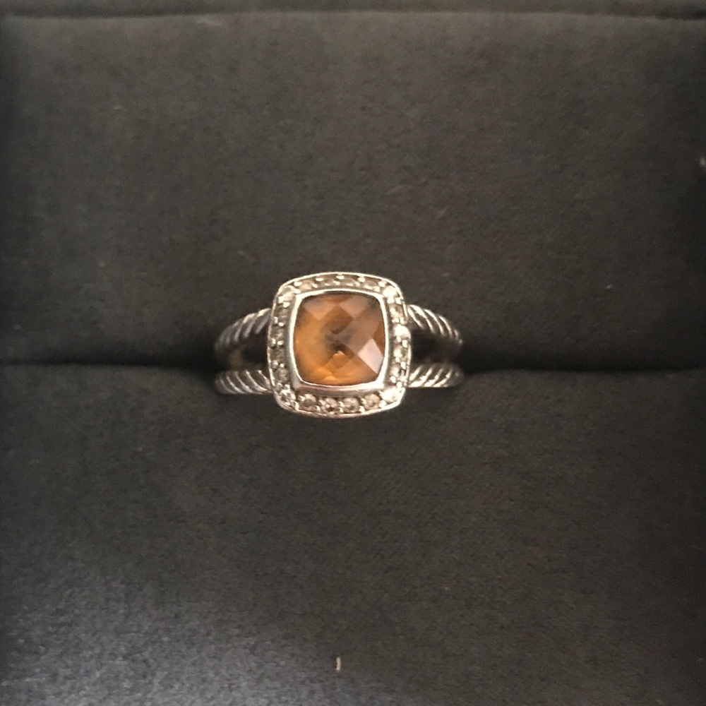 100% Authentic David Yurman Ring $725 WITH DY BOX
